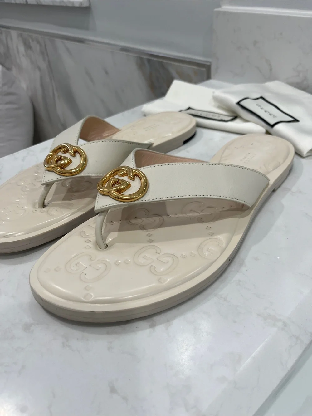 Gucci Cream Leather GG Gold Logo Thong Sandals